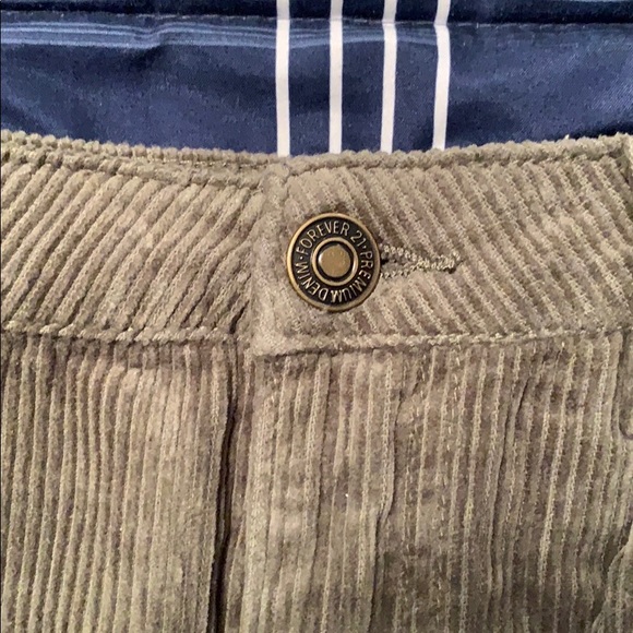 Corduroy skirt - Picture 2 of 4